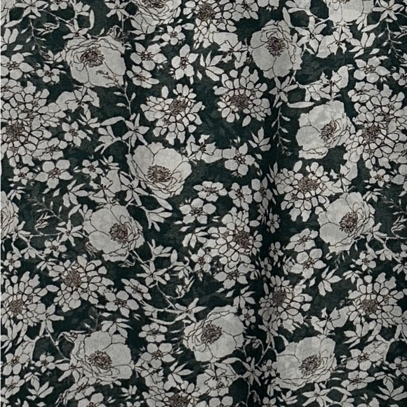 Cabi green floral peasant blouse, flowy, fully lined, size XS, sheer, fall - Picture 2 of 10